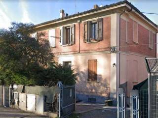 Casa indipendente in vendita a bologna via enrico mattei