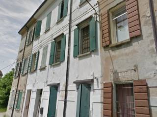 Casa indipendente all'asta a luzzara via lorenzini, 39