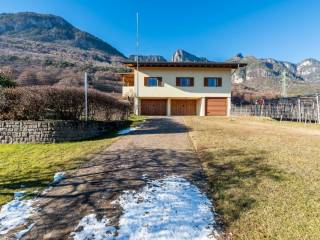 Casa indipendente in vendita a caldaro sulla strada del vino altenburg