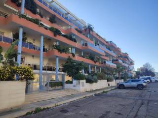 Garage in affitto a triggiano viale antonio gramsci