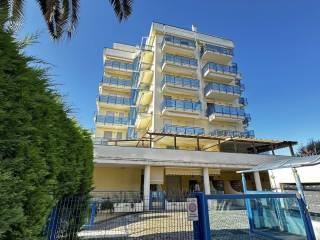 Appartamento in vendita a san benedetto del tronto via amilcare ponchielli, 17