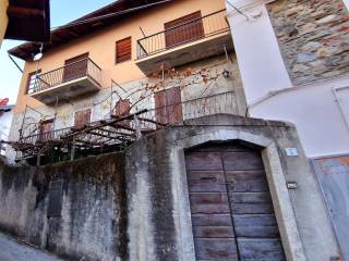 Casa indipendente in vendita a casale corte cerro via crocetta, 8