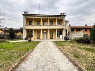 Villa bifamiliare in vendita a mortara via 20 settembre