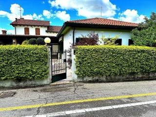 Villa in in vendita da privato a pianiga via edmondo de amicis, 31