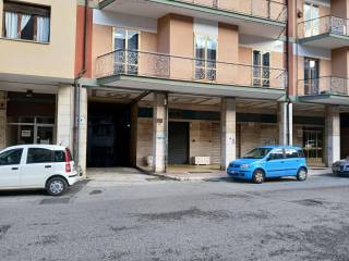 Garage in vendita ad avellino via campane, 24a