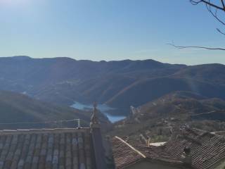 Appartamento in vendita ad ascrea via lago del turano