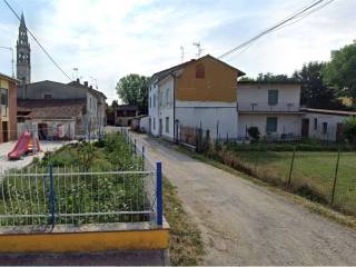 Casa indipendente all'asta a cingia de' botti via guglielmo marconi, 27