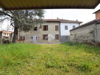 Casa indipendente in vendita a francavilla bisio via trieste, 7