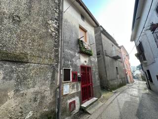 Casa indipendente in vendita a montesarchio via carrara, 21