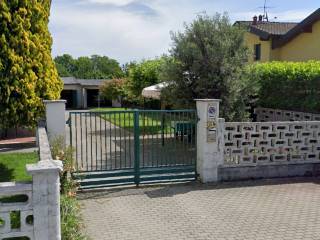 Garage in vendita a bastida pancarana via stradavecchia