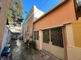 Casa indipendente in vendita a bari vico 1 ospedale di venere, 1