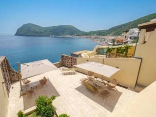 Villa in in vendita da privato a lipari sp180