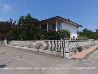 Casa indipendente all'asta a san cipriano po via e. tizzoni , 7