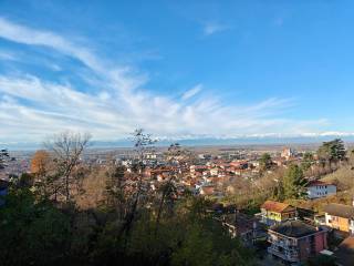 Villa in vendita a bra strada san michele