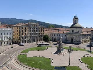 Appartamento in affitto a torino via accademia albertina, 10