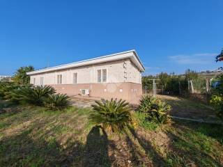 Villa in affitto a pozzuoli contrada la schiana, 1