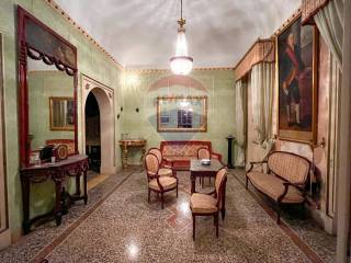 Casa indipendente in vendita a palermo via michele amari, 9