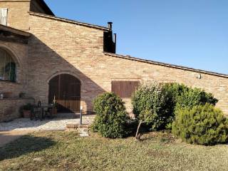 Casa indipendente in in affitto da privato a monteroni d'arbia strada ville corsano-siena