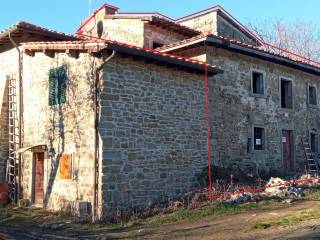 Rustico in in vendita da privato a castel san niccolò località la chiesa