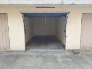 Garage in affitto a giaveno via don andrea pogolotto