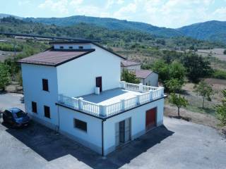 Villa in in vendita da privato a pescopagano contrada bosco delle rose