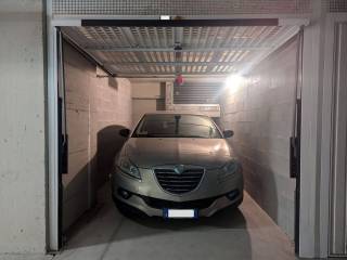 Garage in affitto a sesto fiorentino via antonio gramsci, 347