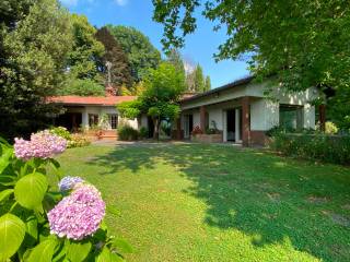 Villa in vendita a cisano bergamasco via barella, 20