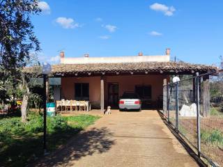 Villa in in vendita da privato a noto sp34