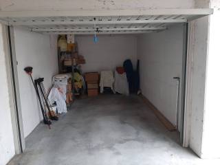 Garage in vendita a montechiarugolo viale giuseppe di vittorio, 27