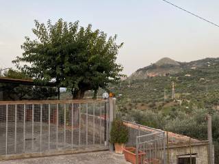 Casa indipendente in in vendita da privato a sant'agata di militello contrada serrabernardo