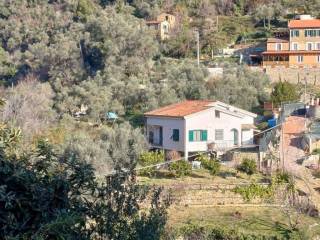 Villa in in vendita da privato a sanremo strada comunale verezzo, 88