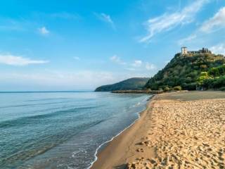 Villa in vendita a castiglione della pescaia via della pace