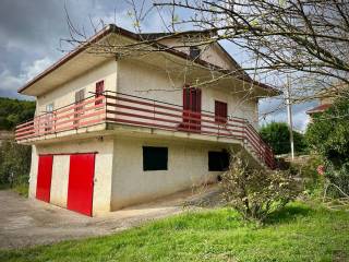 Villa in in affitto da privato a piana di monte verna località santa maria e gesù, 1