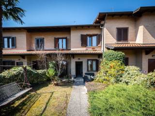 Villa a schiera in in vendita da privato ad arosio via dei prati, 5