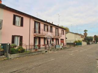 Casa indipendente in vendita a faenza via farina, 10