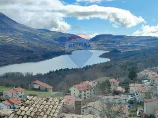 Appartamento in vendita a civitella alfedena via castello, 21