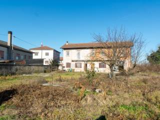 Casa indipendente in vendita a casale monferrato cantone grassi, 139