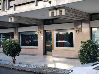 Centro estetico/solarium/benessere in in affitto da privato a montegrotto terme largo traiano, 13