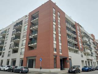 Garage in affitto a torino via giacinto pacchiotti, 66