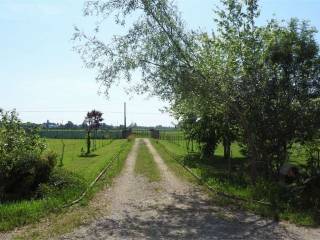 Villa bifamiliare in vendita a cadelbosco di sopra 