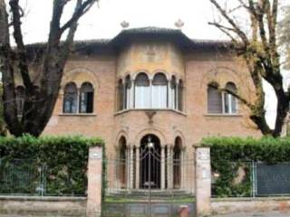 Villa in affitto a reggio nell'emilia via raimondo franchetti, 10