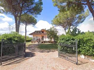 Villa in vendita a misano adriatico via canale