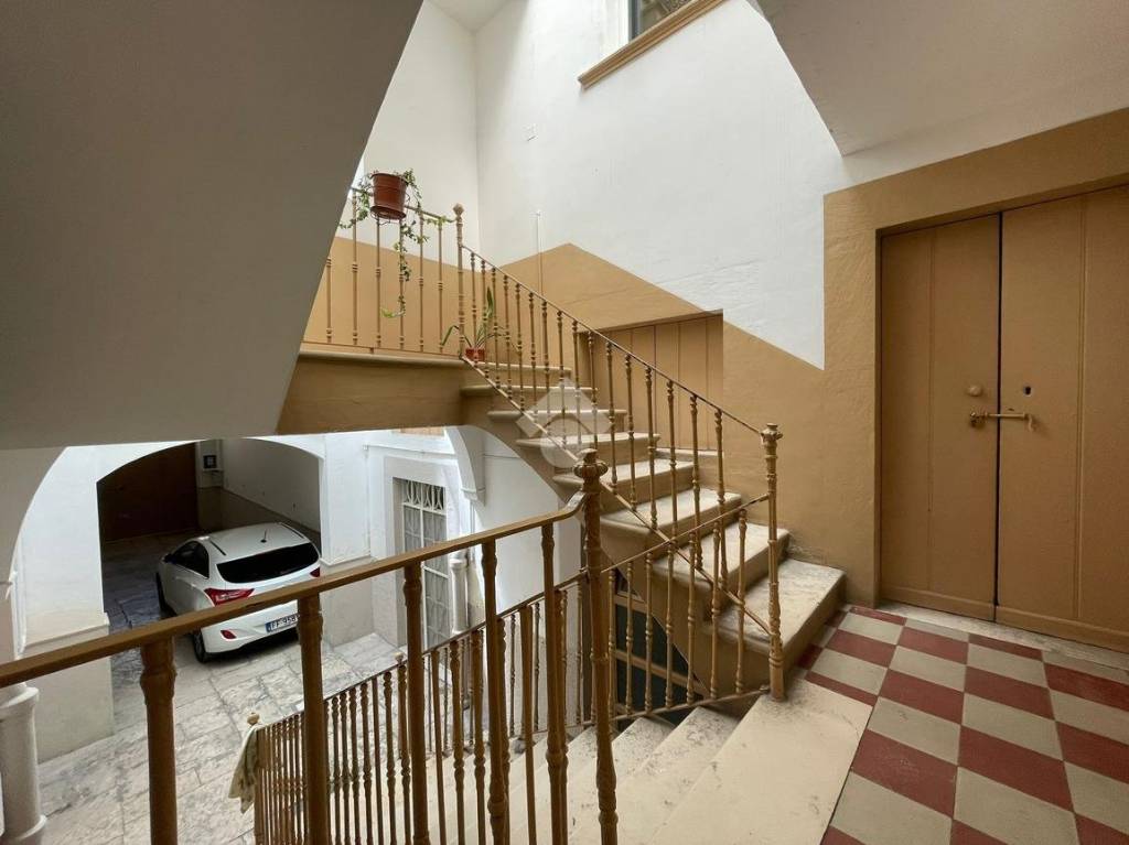 immagine annuncio 2 di 8