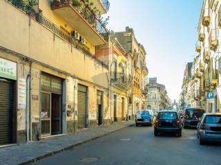 Negozio in vendita a catania via g.garibaldi, 263