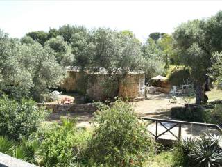 Villa bifamiliare in in affitto da privato a ostuni via herbert