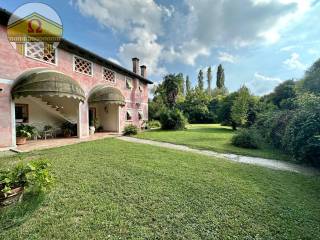 Villa in vendita a casale sul sile 