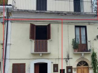 Casa indipendente in vendita a castelli via francescantonio grue