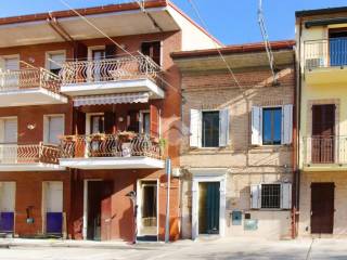 Casa indipendente in vendita a porto san giorgio via alessandro trevisani, 108