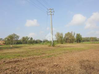 Terreno commerciale in vendita a bologna via del terrapieno