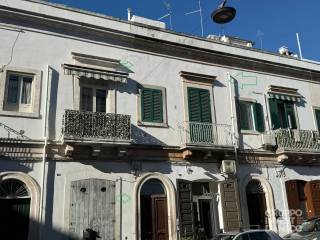 Casa indipendente in vendita a martina franca via francesco albanese